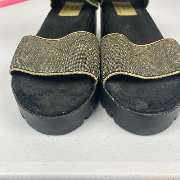 Charleston Shoe Co Monterey Sandals Women's SZ 6.5 Metallic Gold lug sole - Picture 7 of 7